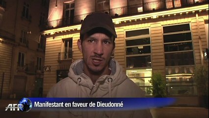 Nantes: une centaine de personnes manifestent contre Dieudonné