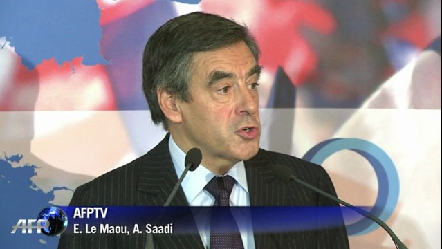 La politique brouillonne de Hollande, selon François Fillon