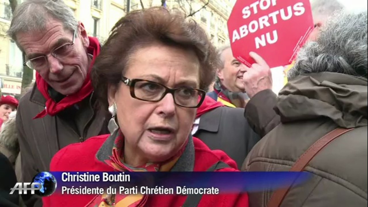 Avortement: les antis manifestent à Paris