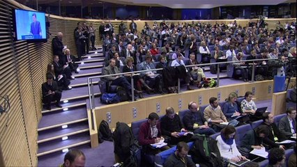 Ukraine: l'Union européenne "choquée"