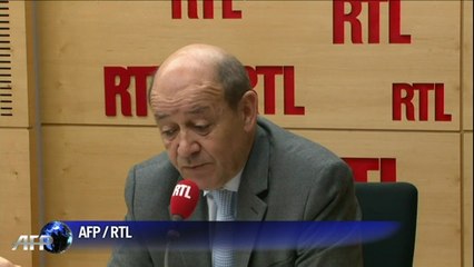 Centrafrique: Le Drian juge "vraisemblable" la prolongation des forces françaises