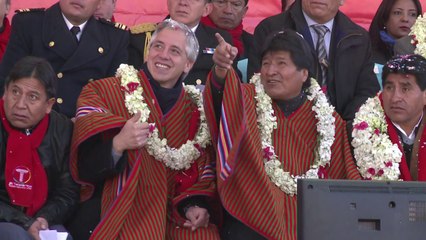 Bolívia inaugura teleférico urbano mais alto do mundo