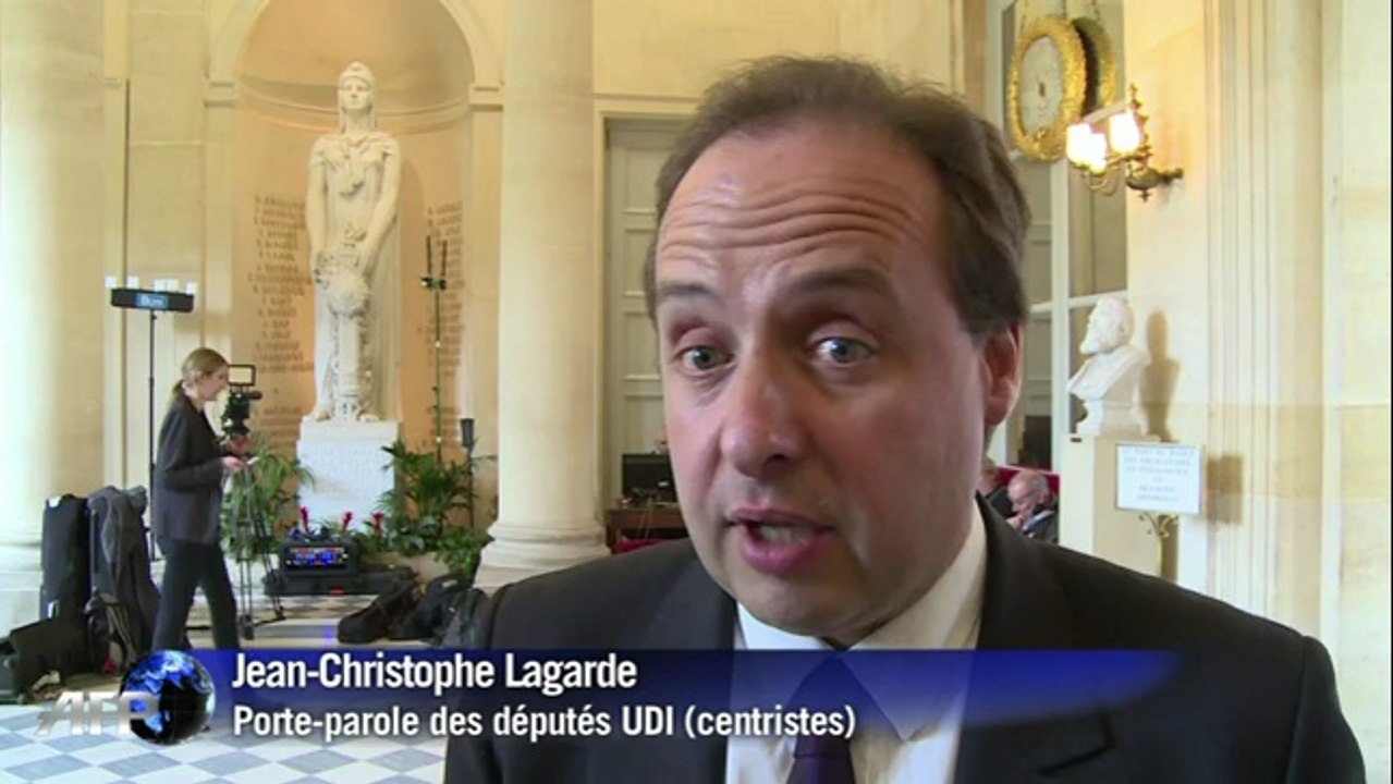 Gouvernement Valls: le Front de gauche, l'UDI et l'UMP ne votent pas la confiance