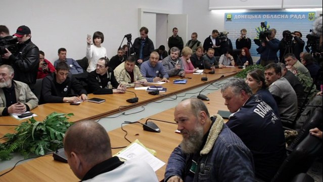 Ukraine: Kiev accorde l'amnistie aux séparatistes