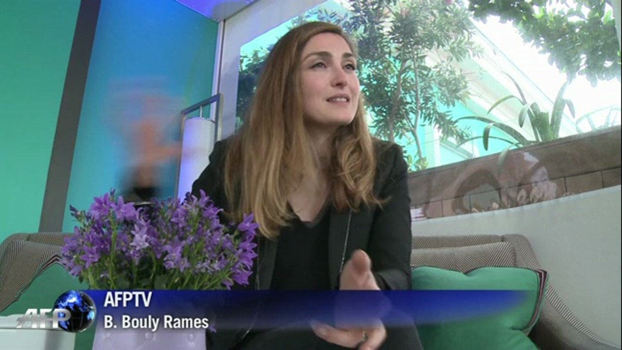 Julie Gayet revient sur sa carrière d'actrice