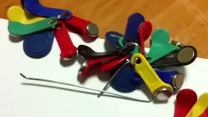 Донецк. Оружие и другие предметы изъятые у Нацгвардии 10-05-14