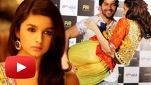 Alia Bhatt Is Angry With Varun Dhawan For Her Wardrobe Malfunction