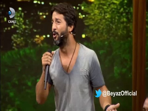 İsmail Baki Tuncer, Çelik, Gökhan Özen, Murat Kekilli, Kıraç, Aziz Yıldırım ve Nihat Doğan taklitleri ile Beyaz Show'u salladı!