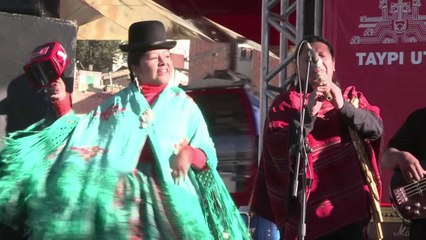 Bolivia launches world's highest cable railway