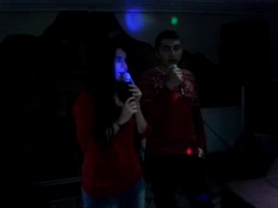 Cansu-Halil-Sensiz ben nefes alamam