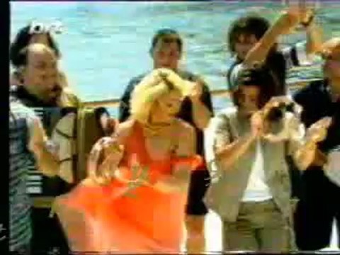 Muazzez ERSOY-Benim Gözüm Sende