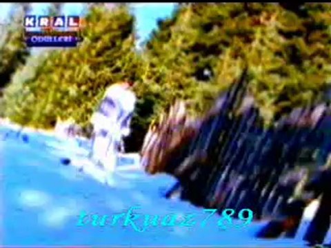 Muazzez ERSOY-Güz Gülleri