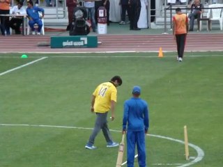 Shoaib Akhtar Bowling in Doha 6s Tournament