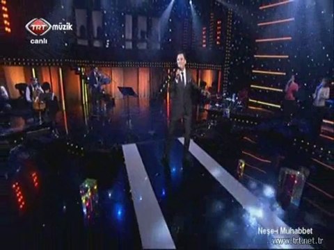 Bekir Ünlüataer - Erişti nev-bahar eyyâmı açıldı gül-i gülşen TRT