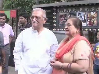 Dadasaheb Phalke Award for Gulzar  - IANS India Videos