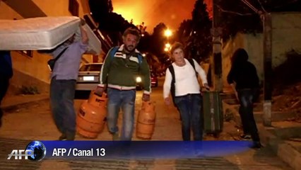 Chili: spectaculaire incendie à Valparaiso