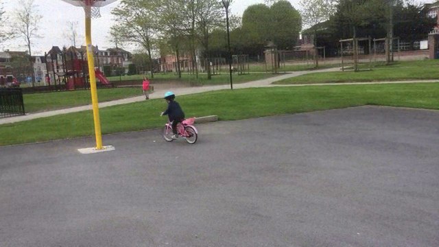 1er tour de roues en velo.
