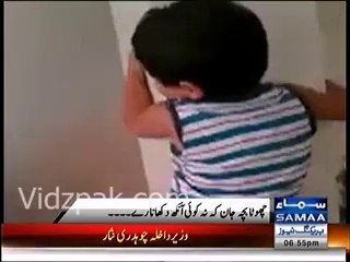 Little Kid climbing the straight wall like Spiderman