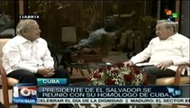 Sánchez Cerén visita a Raul Castro en La Habana