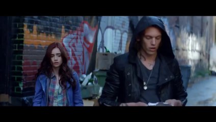 View THE MORTAL INSTRUMENTS- CITY OF BONES hq complete
