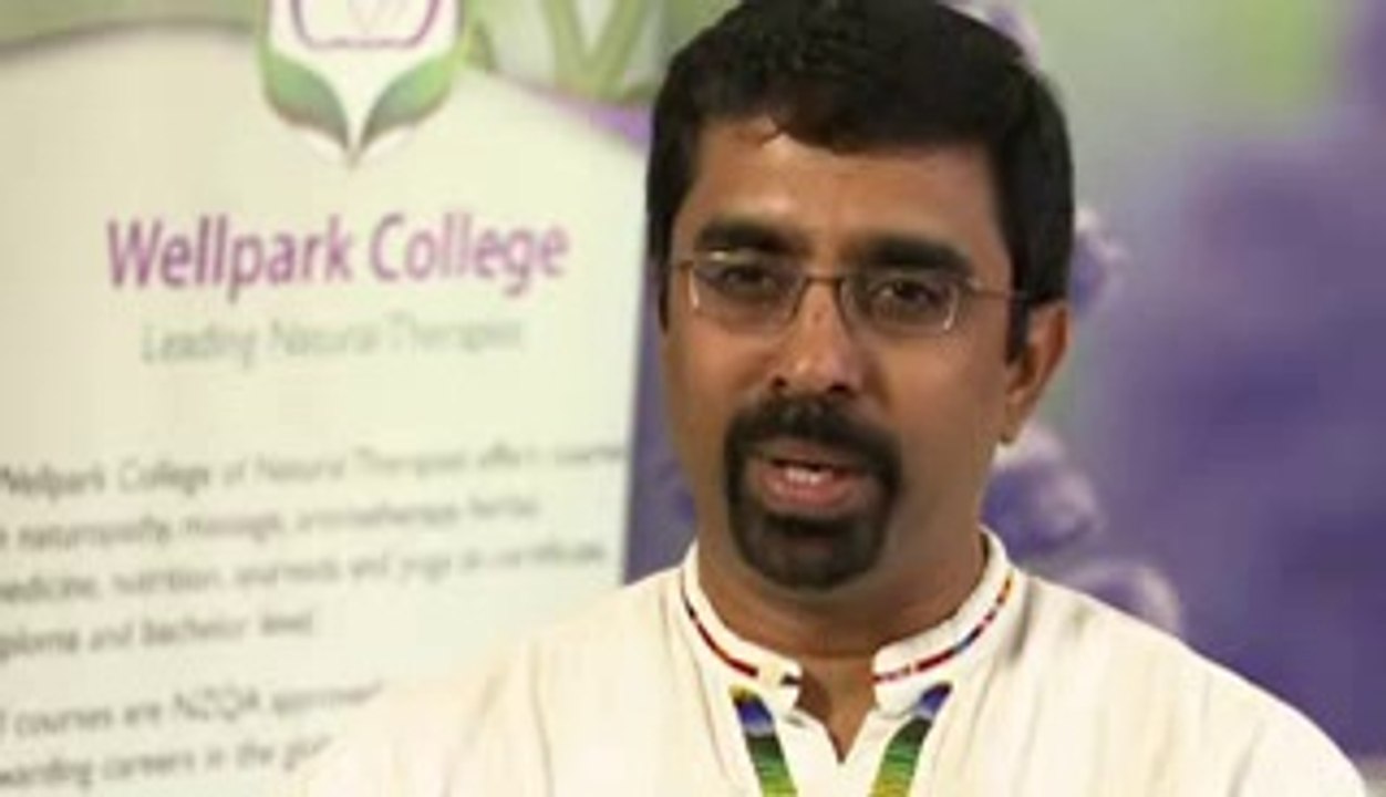 ▶ What makes Wellpark Yoga teacher training unique