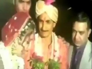 Download Video: Dulhan ko to rotay dekha hai par yeh dulhay ko kya ho gya