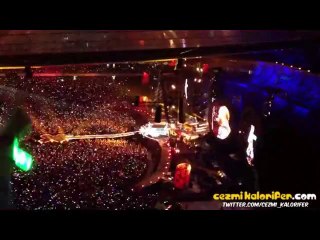 50 Bin Kişi İle Harika Işık Gösterisi