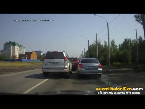 Kendisine Yol Vermeyen Şöförden İntikam Almak