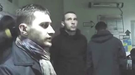 Побиті  Беркутом  активісти, що їхали у Харків на ходу за єдність України