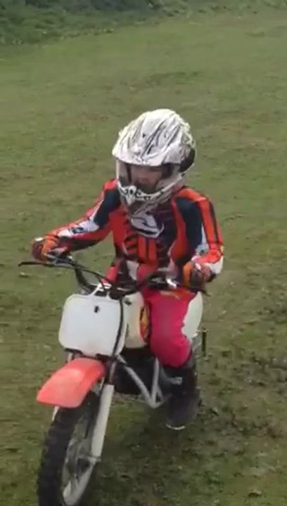 Lea moto