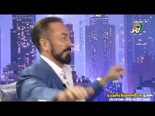 Adnan Oktar Gangnam Style İle Coştu
