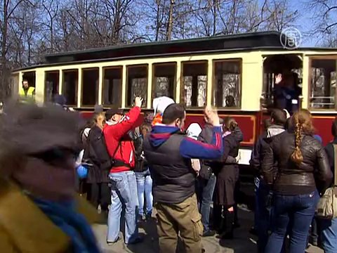 В Москве отметили день рождения трамвая