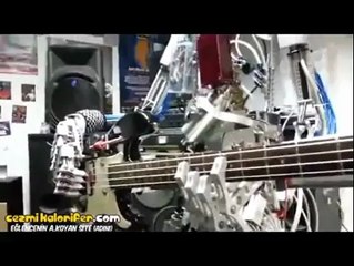 Ace Of Spades Çalan Metalci Robotlar