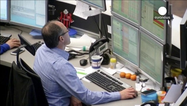 Markets plunge on fears over Ukraine sanctions against Russia