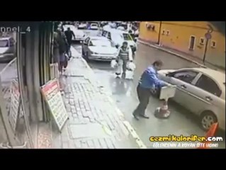 Direksiyonu Arka Koltukta Zannetmek