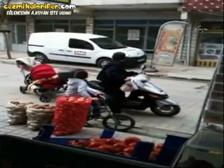 Scooter Arkasına Bebek Arabası Bağlamak