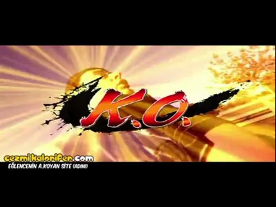 Street Fighter Gerçek Hayat Uyarlaması - Kadın Karakter Komboları