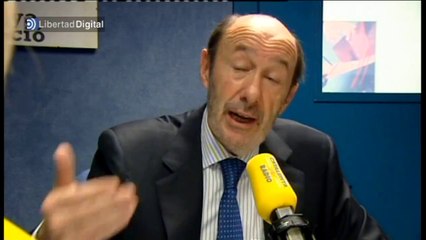 Rubalcaba llevará la reforma 'federal' de la Constitución al Congreso después de las Europeas