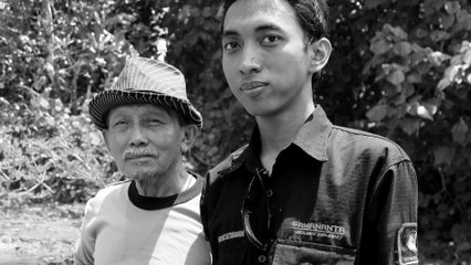 People Portrait [black-white portfolio] - Rifqy Faiza Rahman