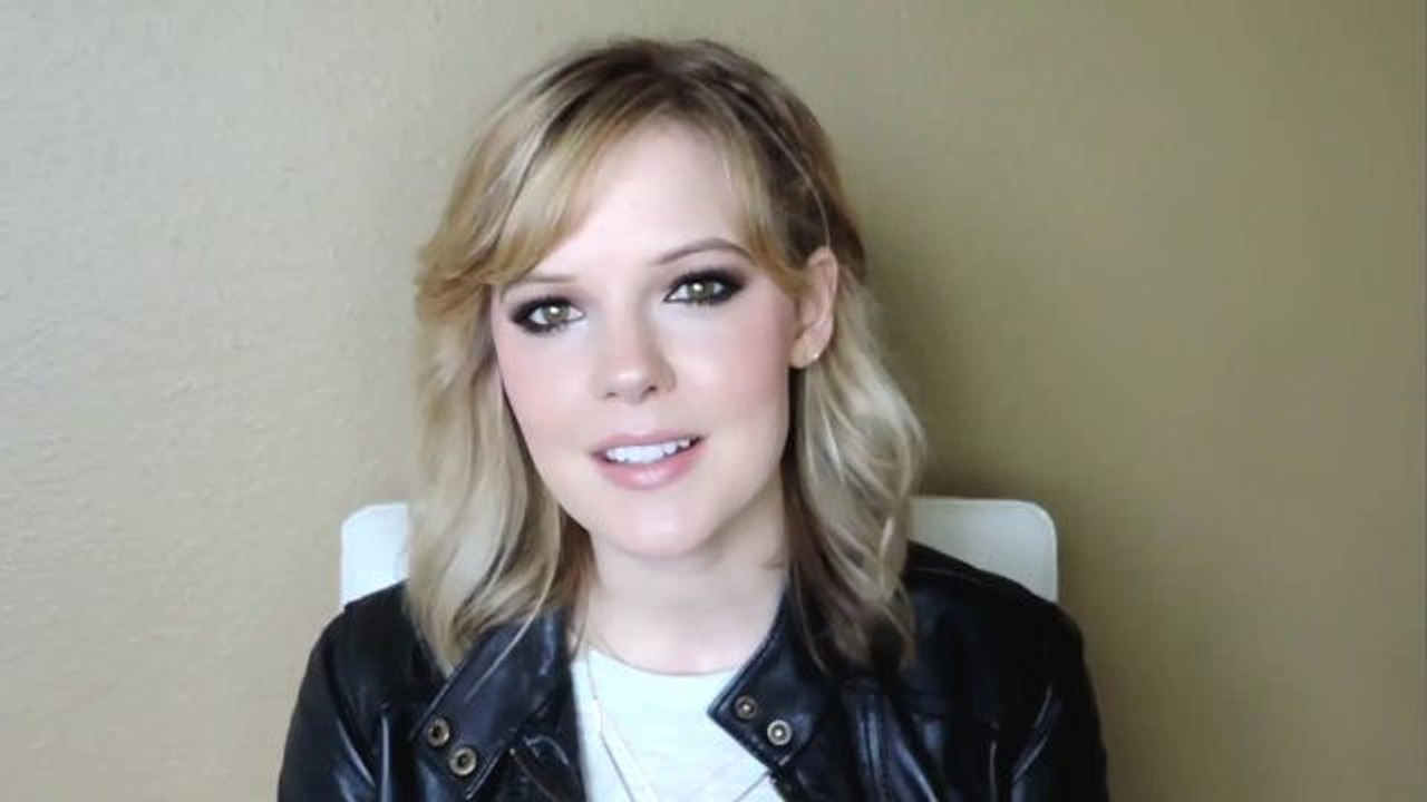 The Beauty Blogger Awards - Meet Allure 2014 Beauty Blogger Awards finalist Mallory Cornelison from Mallory1712