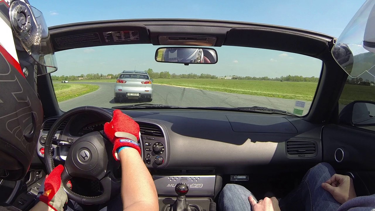 Honda S2000 vs Mitsubishi Evo X - Lurcy Levis 13/04/2014