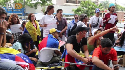 Nuncio apostólico escuchó a estudiantes en huelga de hambre