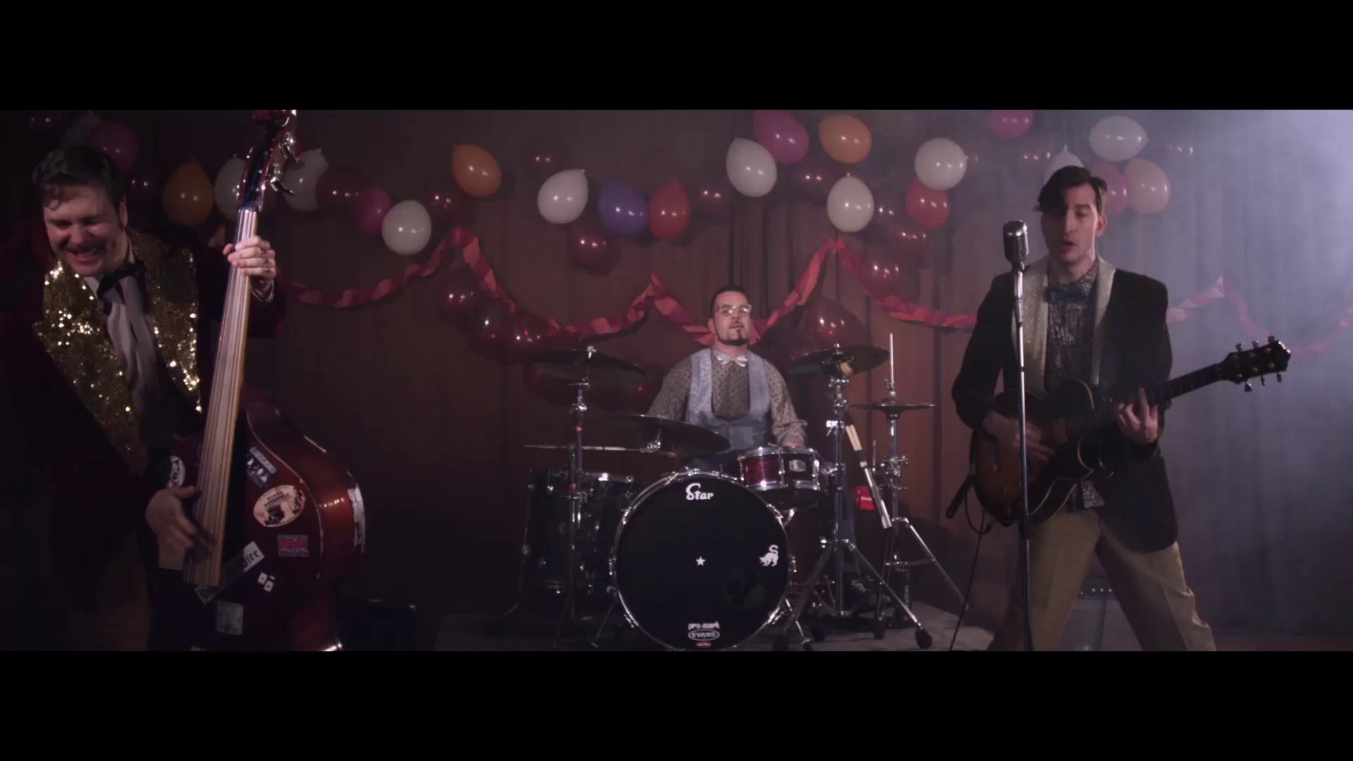 Naked Truckers - Jump!