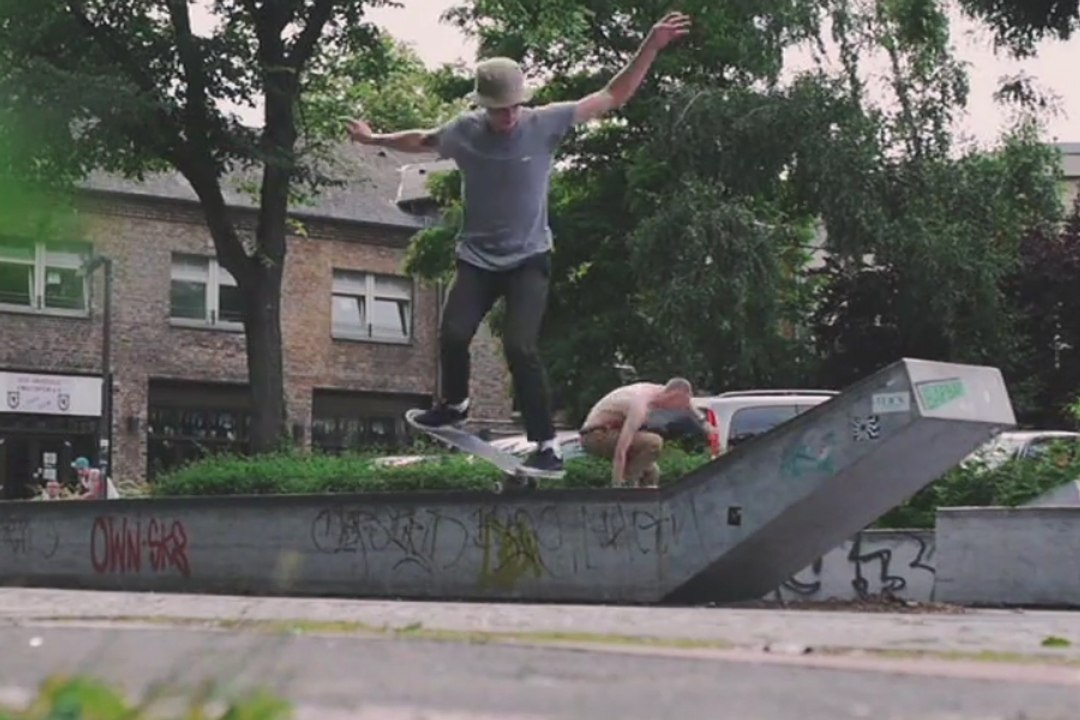 Etnies presents Excess Baggage Axel Cruysberghs - Skateboard