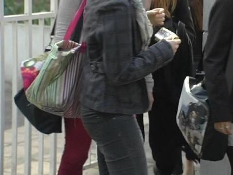 Prison ferme pour trois hommes qui avaient aidé des adolescentes à se prostituer - 15/04