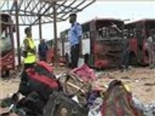 70 قتيلا في انفجار بمحطة حافلات بأبوجا