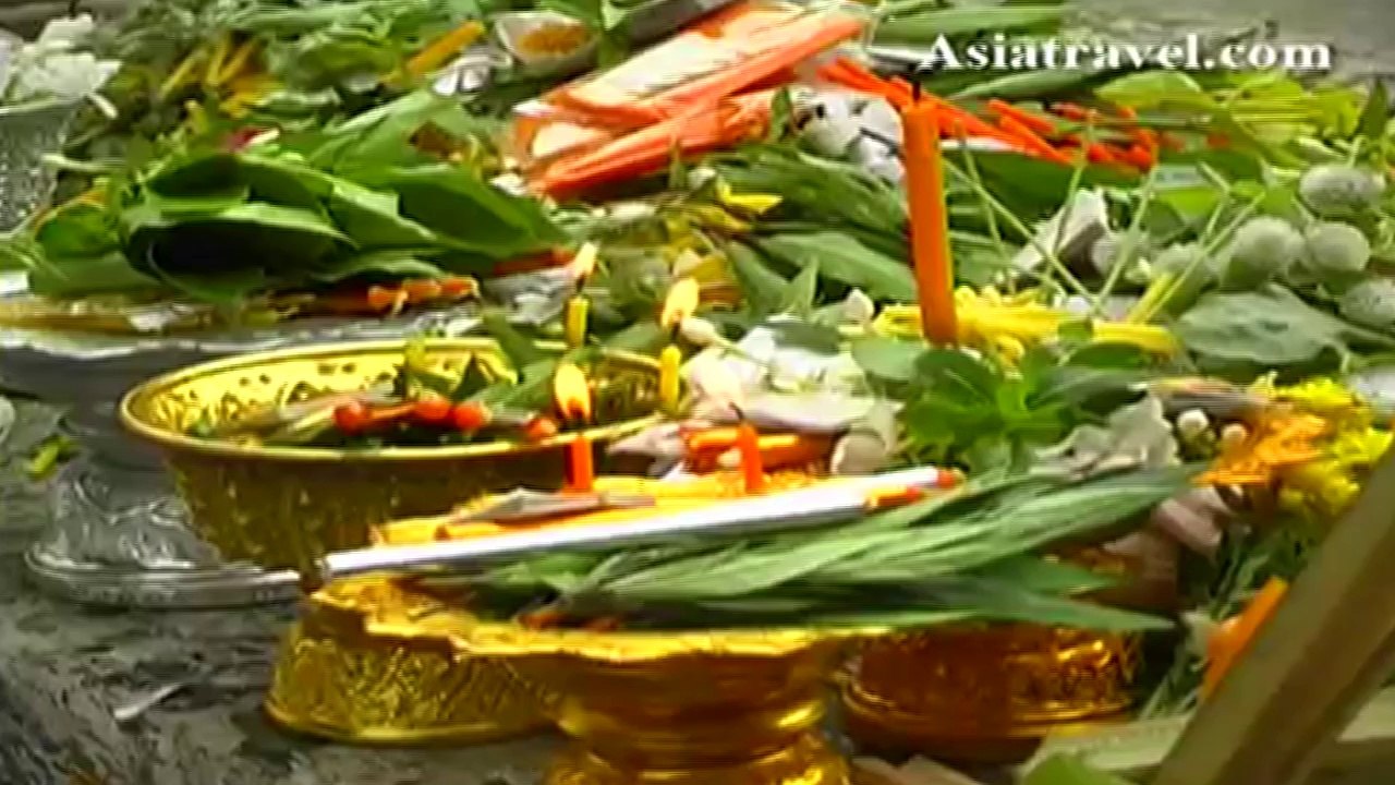 Rural Thai Temples, Thailand by Asiatravel.com