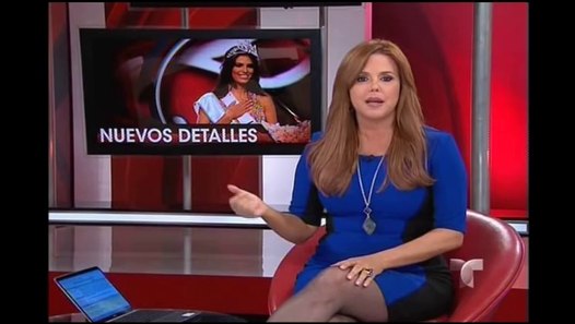 Maria Celeste Hot Pantyhose Legs 4-3-14 - video dailymotion