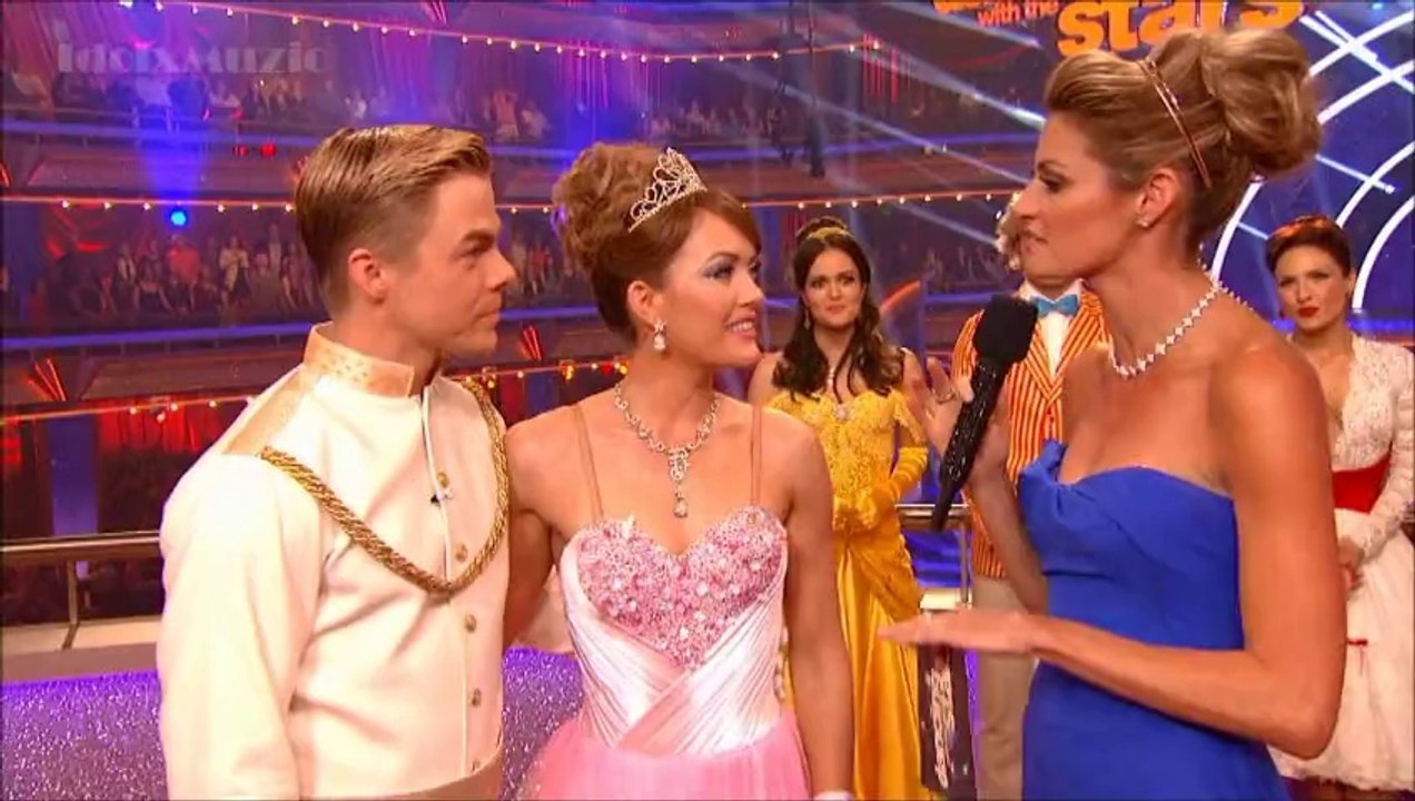 Candace Cameron Bure ‏& Mark - Samba - DWTS 18 (Disney Week) [480p]