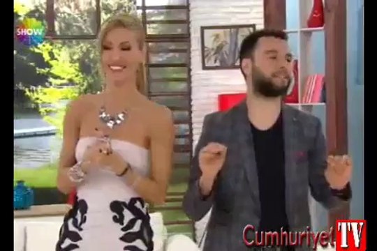 Açılış dansı sosyal medyayı salladı